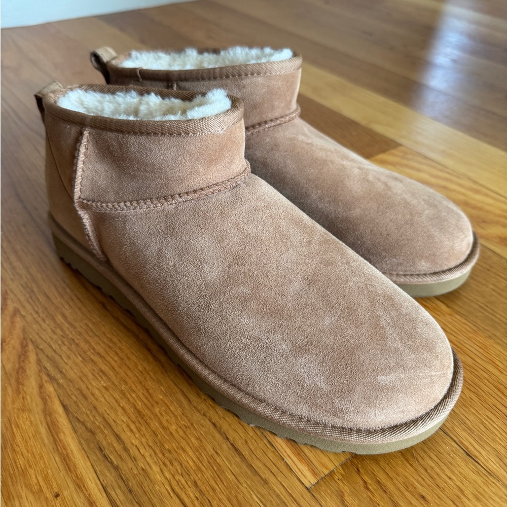 UGG Chestnut Ultra Mini SZ 11
